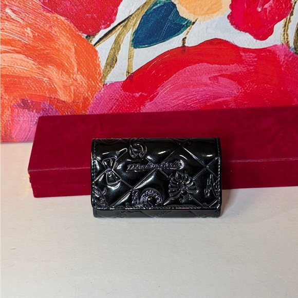 CHANEL key holder 6 Pendants used but still in good condition. - Picture 2 of 13